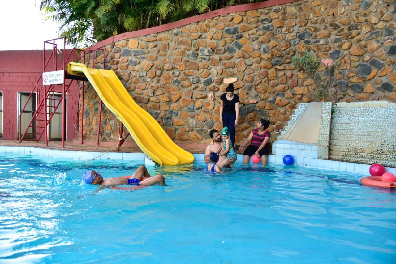 Surya Shibir Resort Poona Buitenkant foto