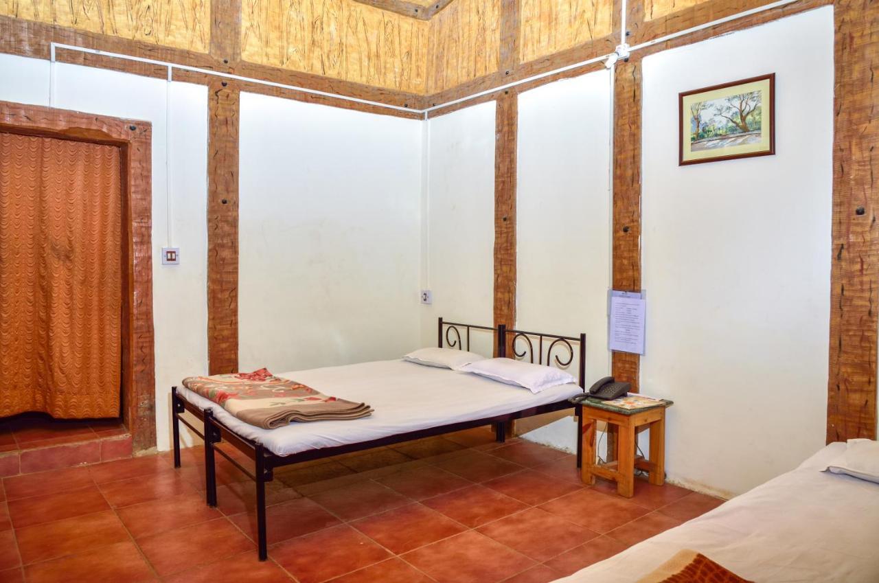 Surya Shibir Resort Poona Buitenkant foto