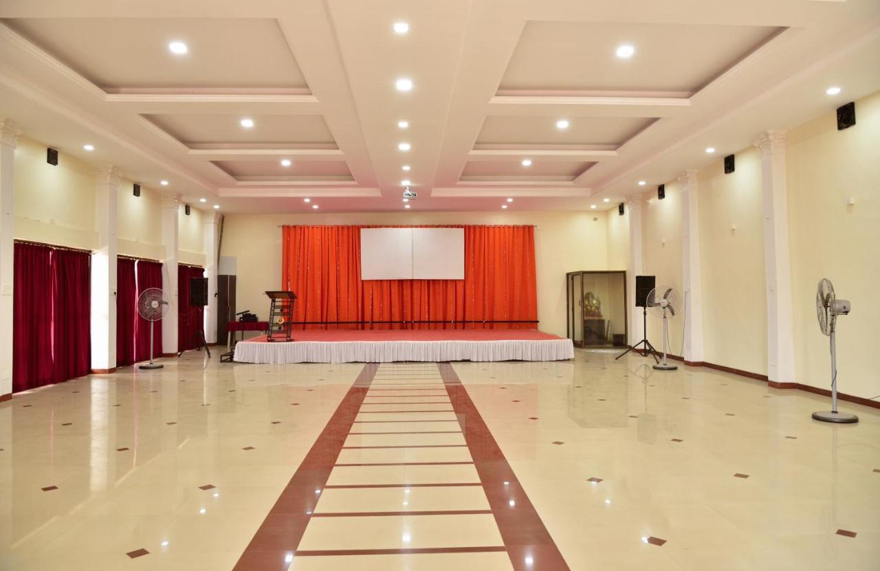 Surya Shibir Resort Poona Buitenkant foto