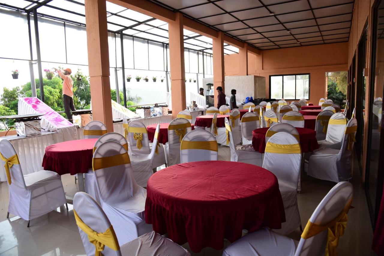 Surya Shibir Resort Poona Buitenkant foto