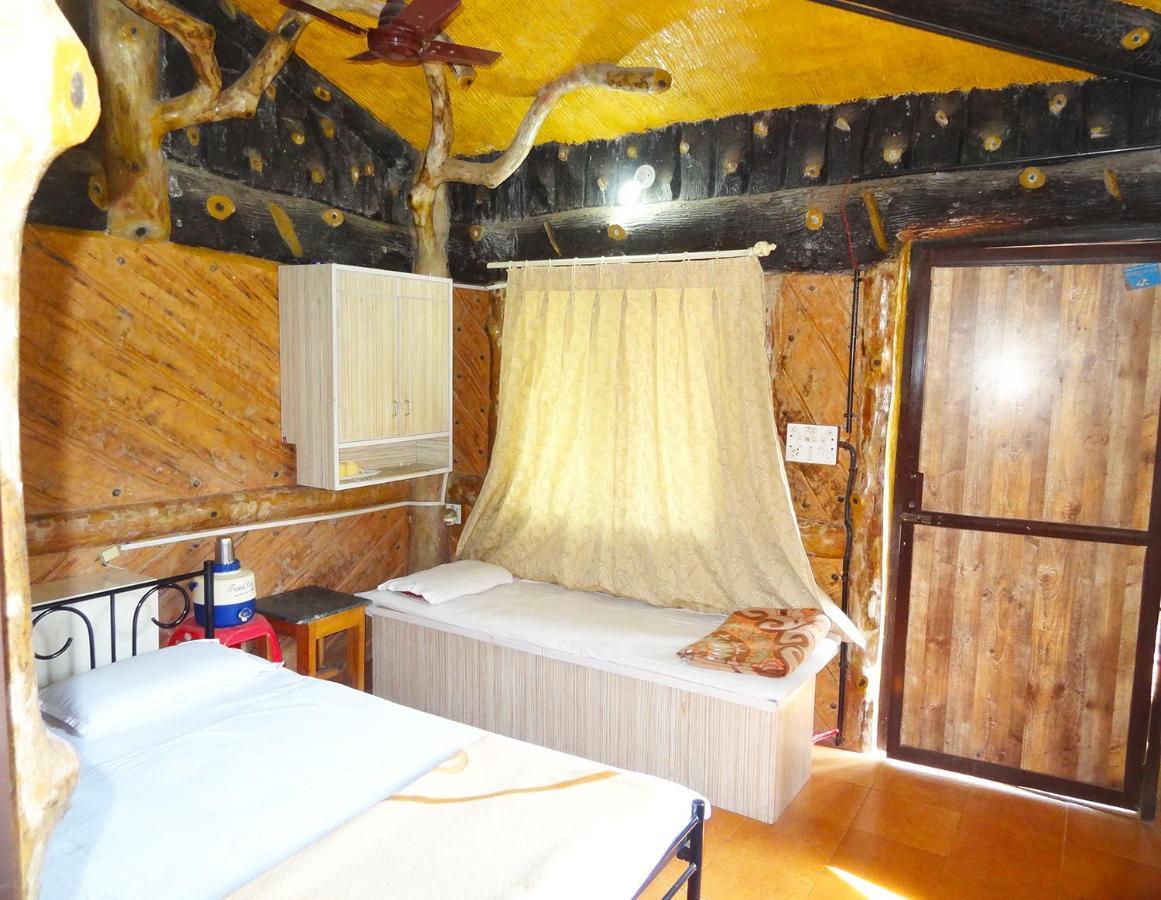 Surya Shibir Resort Poona Buitenkant foto
